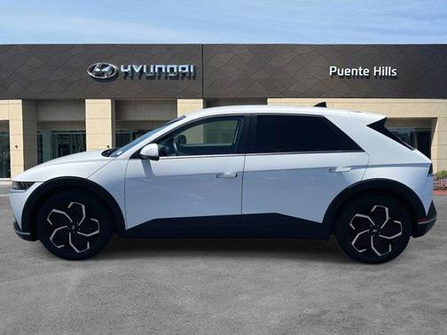 2024 Hyundai IONIQ 5 SEL