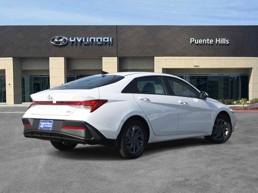 2025 Hyundai ELANTRA HEV Blue