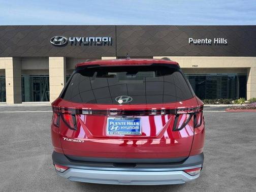 2026 Hyundai TUCSON SEL