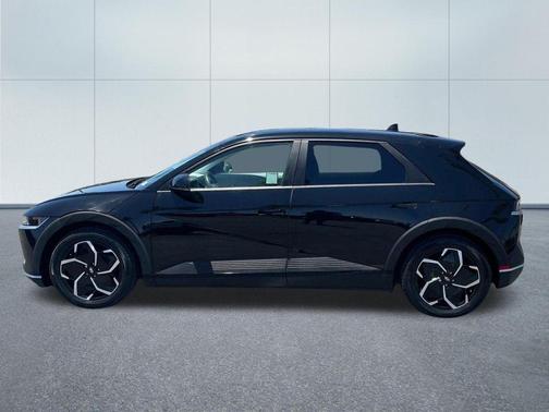 Phantom Black 2023 Hyundai IONIQ 5 SE
