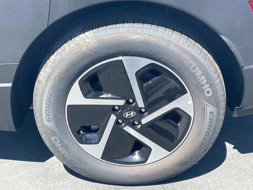 2026 Hyundai IONIQ 9 SE