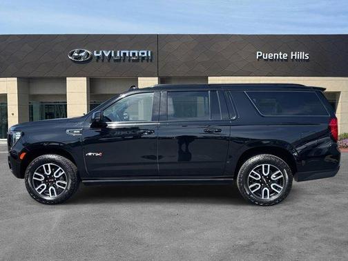 2024 GMC Yukon XL AT4