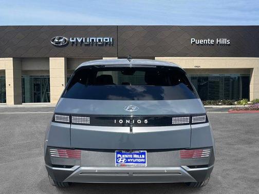 2024 Hyundai IONIQ 5 SEL