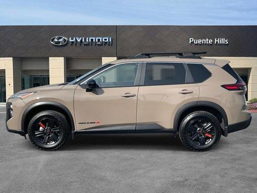 2025 Nissan Rogue CREEK