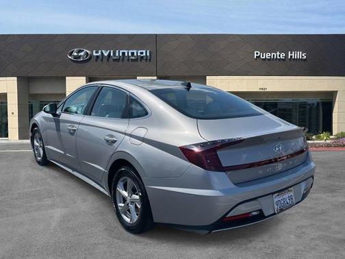 2023 Hyundai SONATA SE