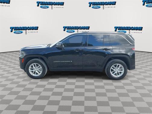 2024 Jeep Grand Cherokee Laredo