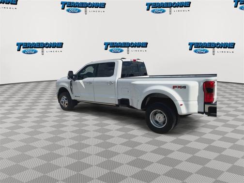 2024 Ford F-350 Lariat Super Duty