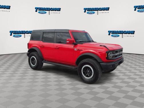 2023 Ford Bronco Outer Banks