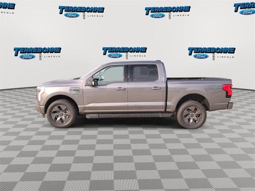 2025 Ford F-150 Lightning Flash
