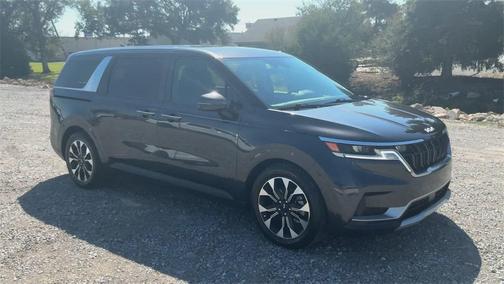 2023 Kia Carnival EX
