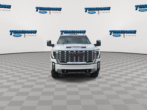2024 GMC Sierra 2500 Denali
