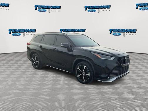 2021 Toyota Highlander XSE