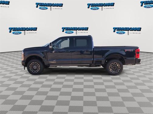 2025 Ford F-250 Platinum