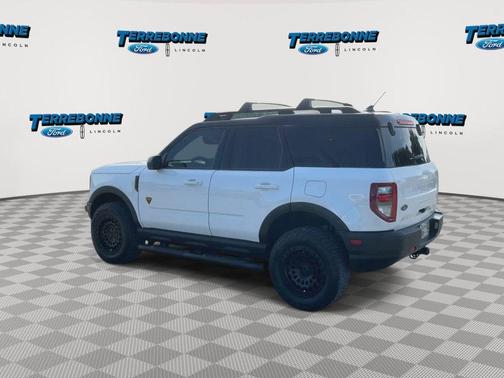 Oxford White 2022 Ford Bronco Sport Badlands