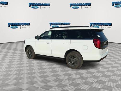 Oxford White 2026 Ford Expedition Active