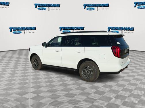 Oxford White 2026 Ford Expedition Active