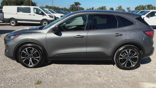 2021 Ford Escape SE