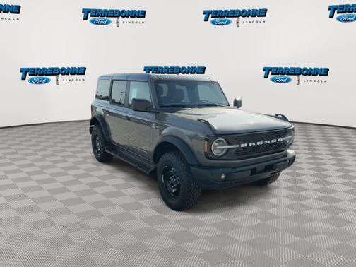 Gray 2026 Ford Bronco Outer Banks