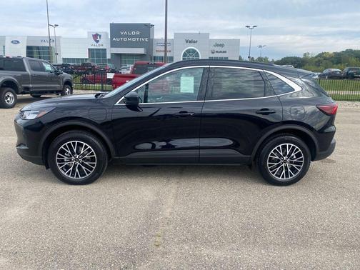 2025 Ford Escape PHEV