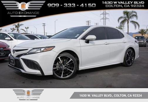 Photo 1 of 32 of 2022 Toyota Camry XSE