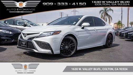 Photo 1 of 32 of 2022 Toyota Camry XSE