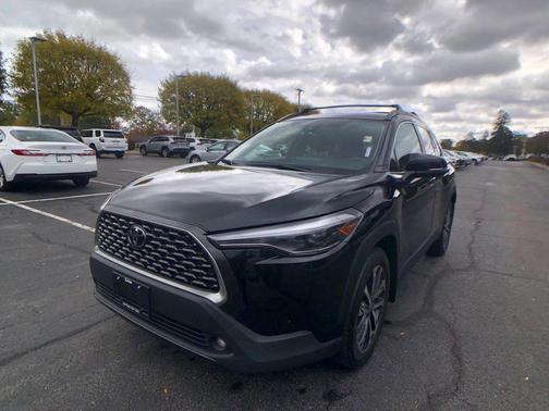 2022 Toyota Corolla Cross XLE