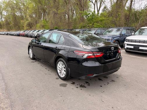 Midnight Black Metallic 2022 Toyota Camry LE