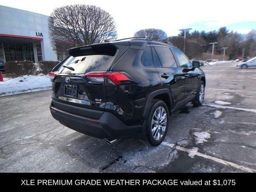 2023 Toyota RAV4 XLE Premium