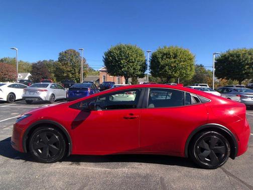 2024 Toyota Prius Prime SE