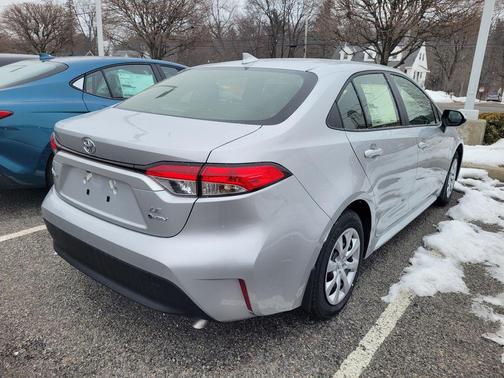 2026 Toyota Corolla Hybrid LE