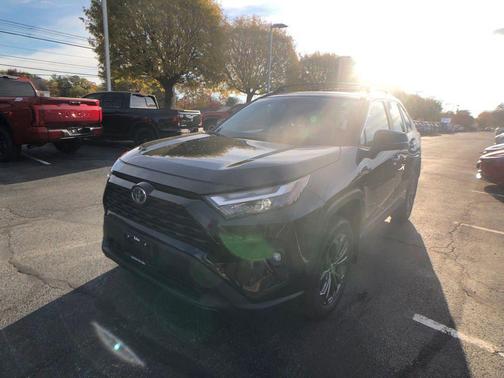 2024 Toyota RAV4 Hybrid XLE Premium
