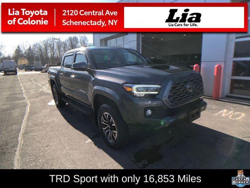 2022 Toyota Tacoma TRD Sport