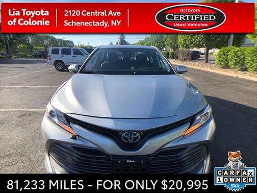 2020 Toyota Camry Hybrid XLE
