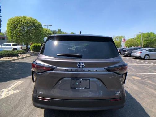 2024 Toyota Sienna XLE 7 Passenger