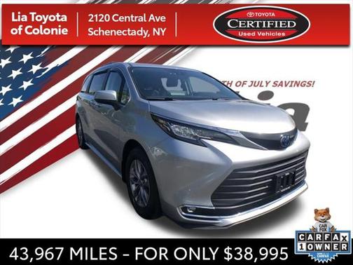 2022 Toyota Sienna XLE 7 Passenger