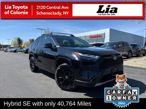 2022 Toyota RAV4 Hybrid SE