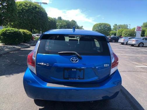 2015 Toyota Prius c Four
