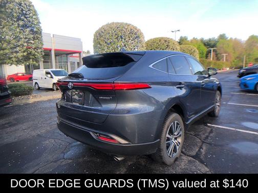 Coastal Gray Metallic 2021 Toyota Venza LE
