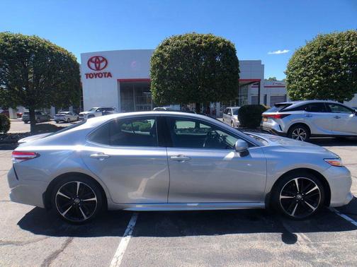 2020 Toyota Camry XSE