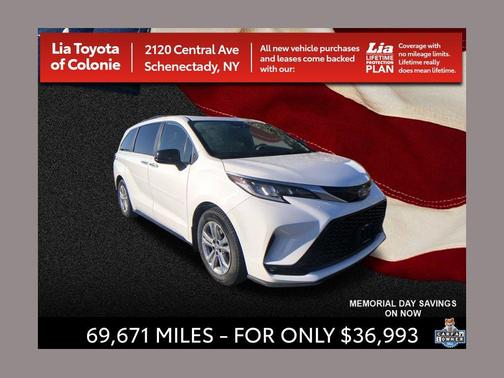 White 2022 Toyota Sienna XSE 7 Passenger