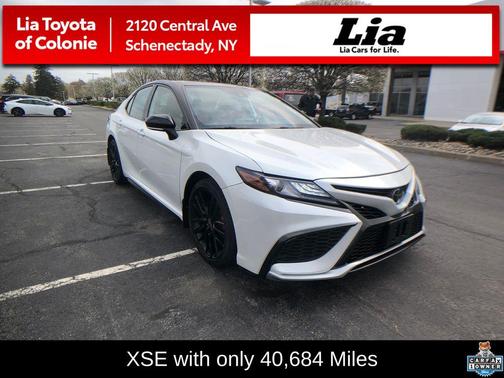 Wind Chill Pearl/Midnight Black Metallic 2023 Toyota Camry XSE