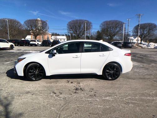 2025 Toyota Corolla SE