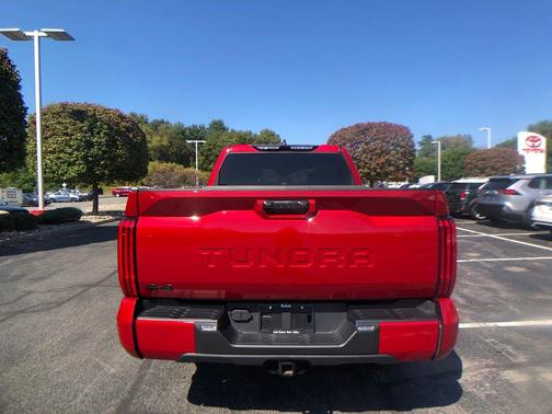 2025 Toyota Tundra SR5