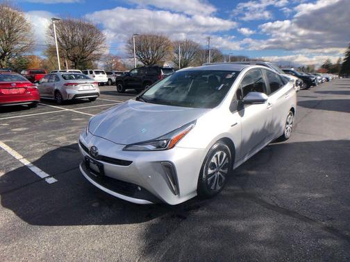 2021 Toyota Prius XLE