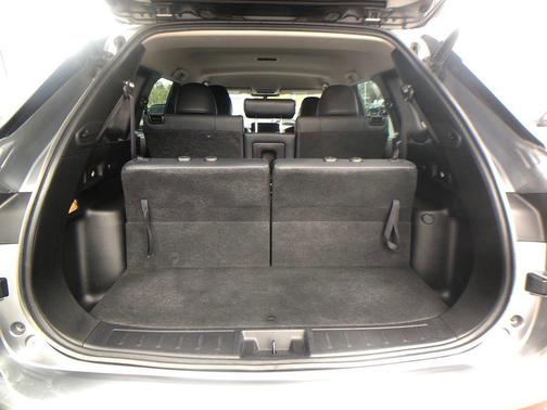 Alloy Silver Metallic 2022 Mitsubishi Outlander SE