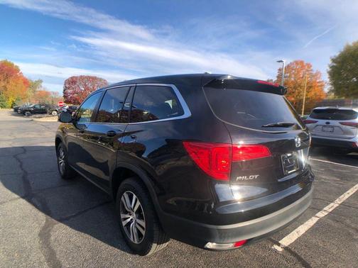 2016 Honda Pilot EX