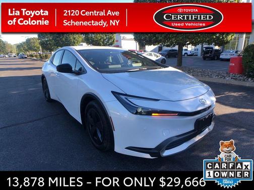 2024 Toyota Prius Prime SE