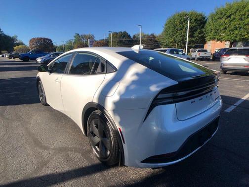 2024 Toyota Prius Prime SE