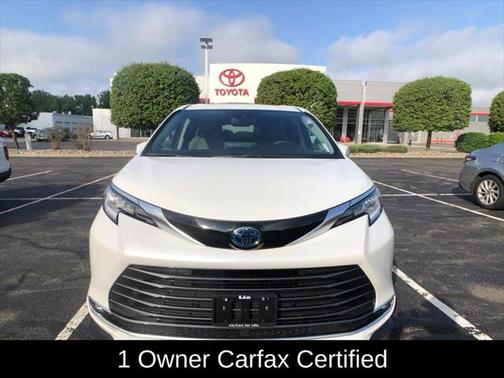 2023 Toyota Sienna Limited 7-Passenger