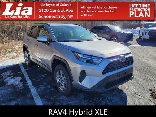 2025 Toyota RAV4 Hybrid XLE